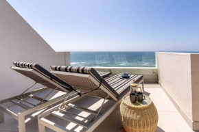 Chakas Terrace at Beachfront Apartments